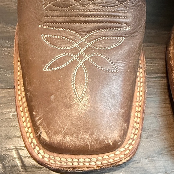 Justin Boots Brown and Teal Heeled Western Boots - Picture 3 of 4